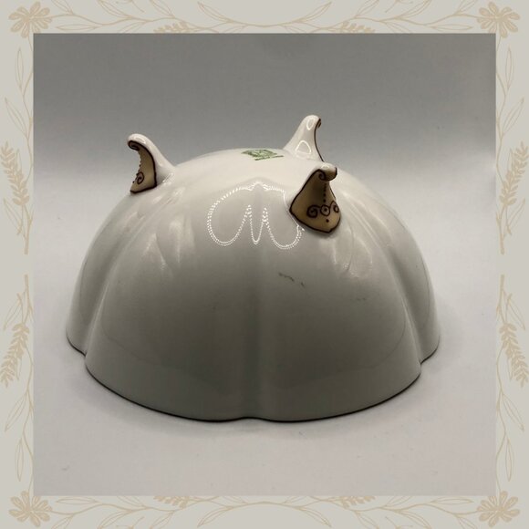 Vintage Hand Painted Footed Noritake Bowl with Swan on Lake - Picture 5 of 5